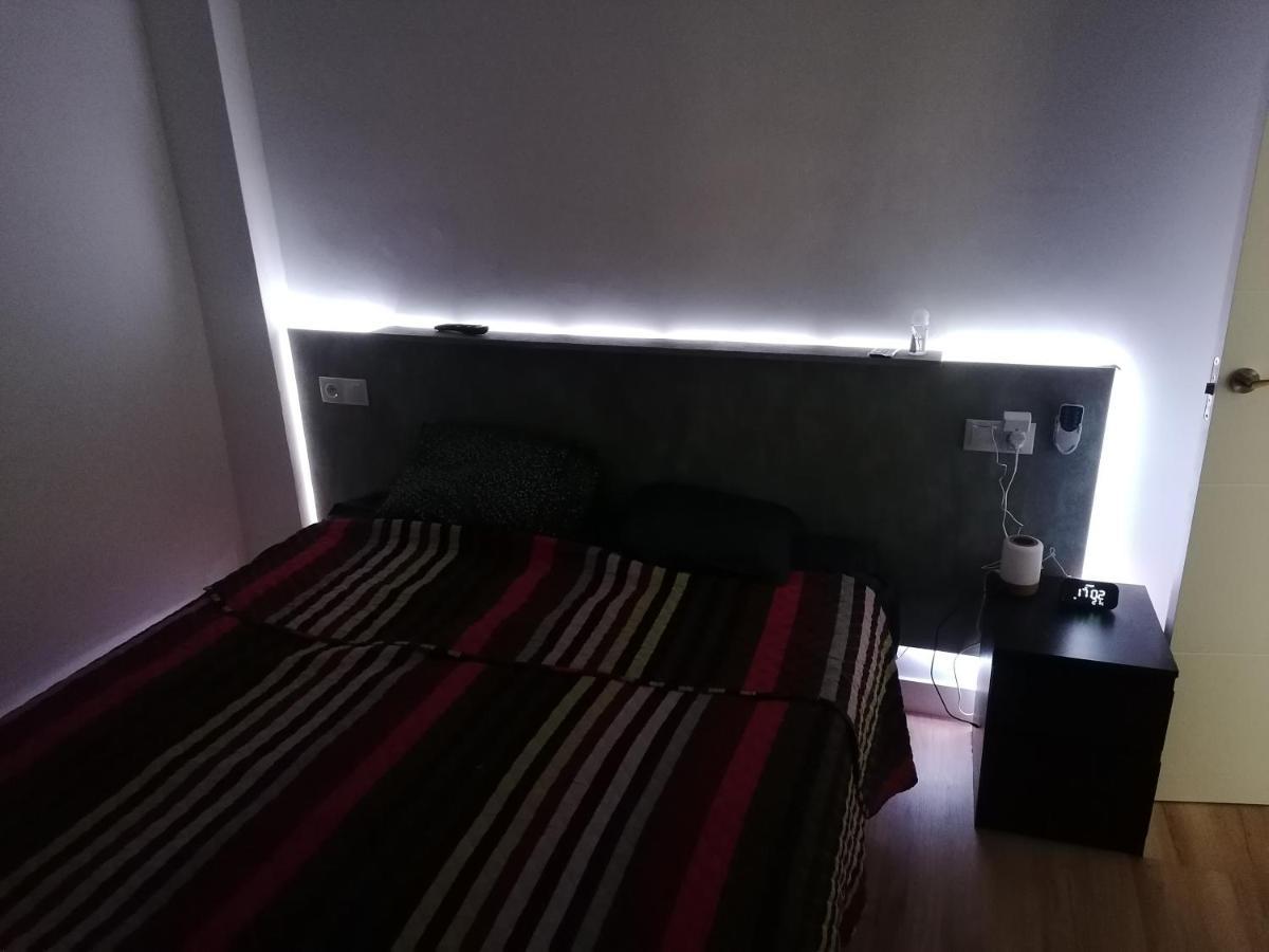 Piso Agradable Cerca De La Playa Apartment อัลเมรีอา ภายนอก รูปภาพ