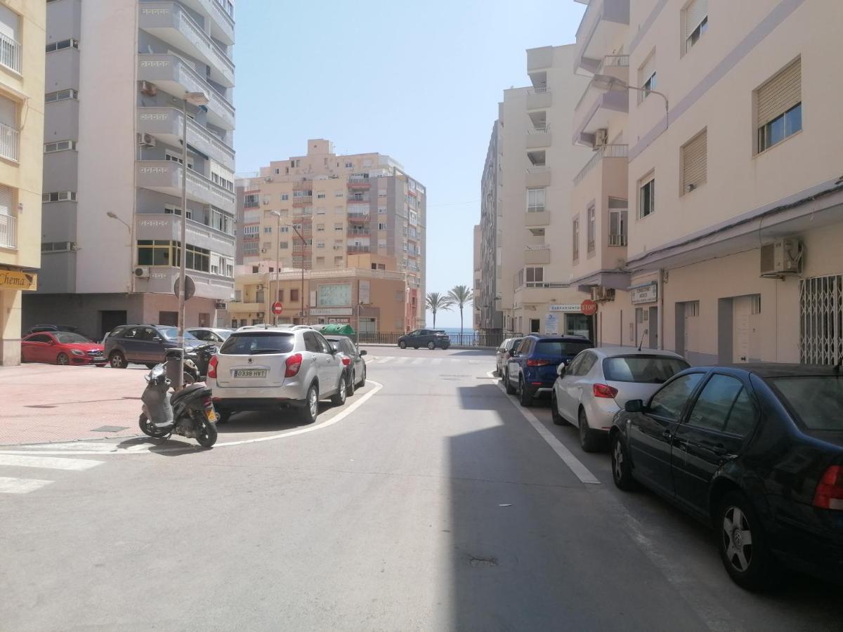 Piso Agradable Cerca De La Playa Apartment อัลเมรีอา ภายนอก รูปภาพ
