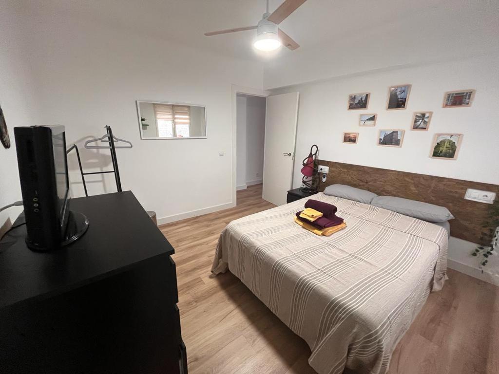Piso Agradable Cerca De La Playa Apartment อัลเมรีอา ภายนอก รูปภาพ